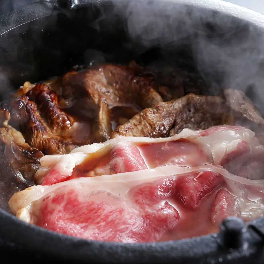 5e8b4b852a9a420beef97cb4