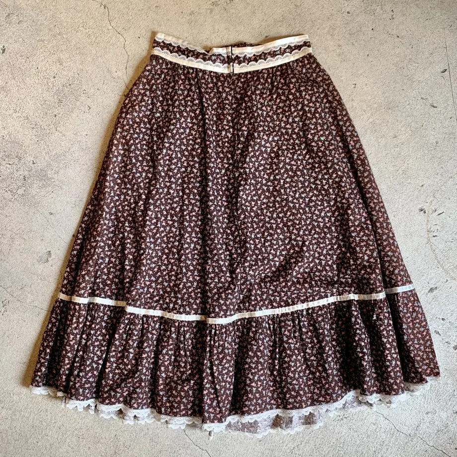 6077d2dcd263f02a2409c1cc