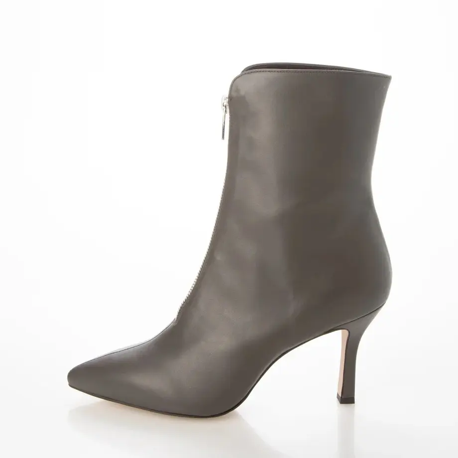 635de74b4aed1969fadbb717