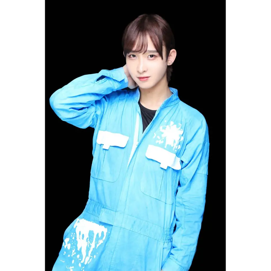 6389c7e1f405a17bf21f7245