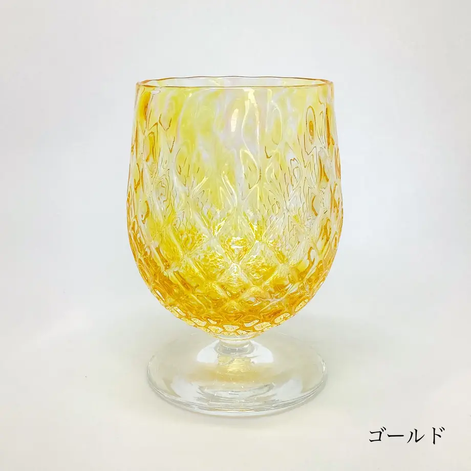 6051b24c9b47bf56e3ae0da8