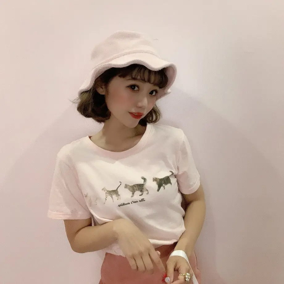 60b096237c42ee10457877e3