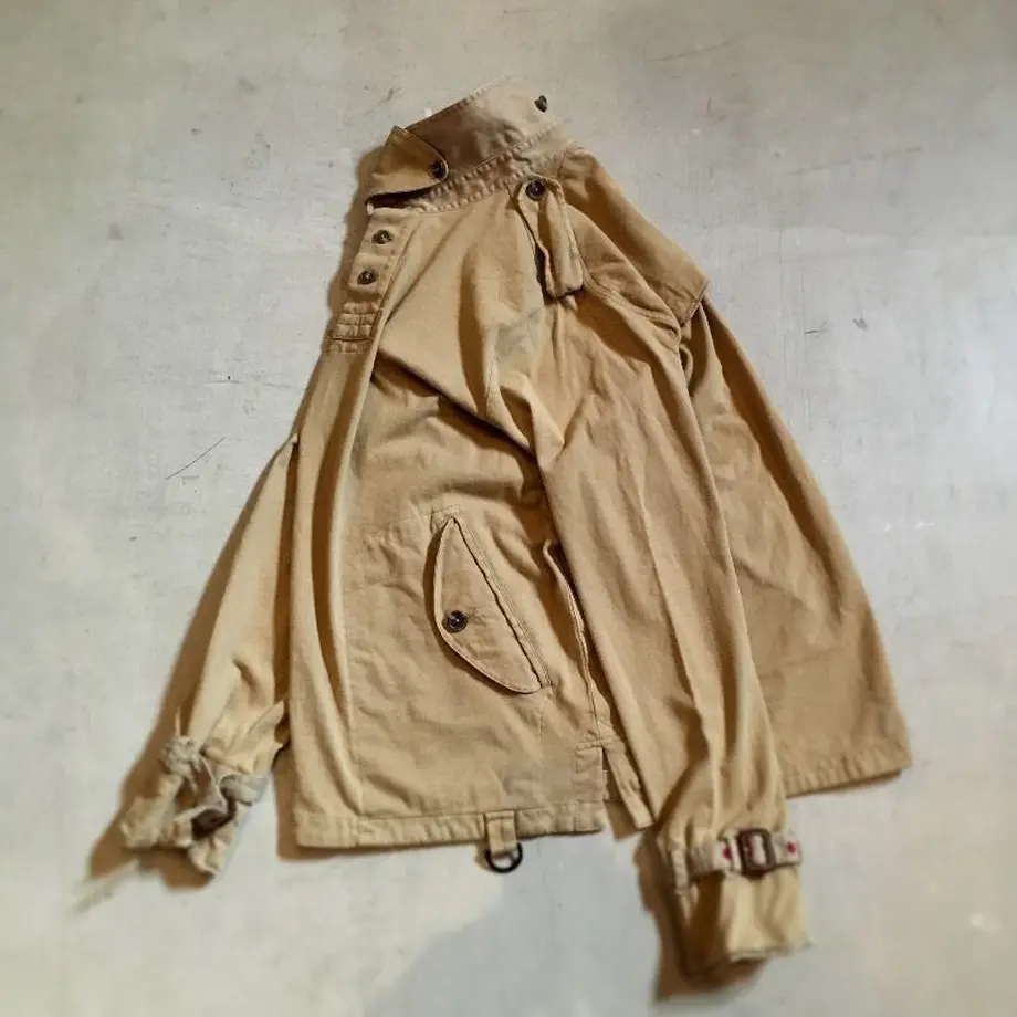 5ab353ac434c7223f500081c