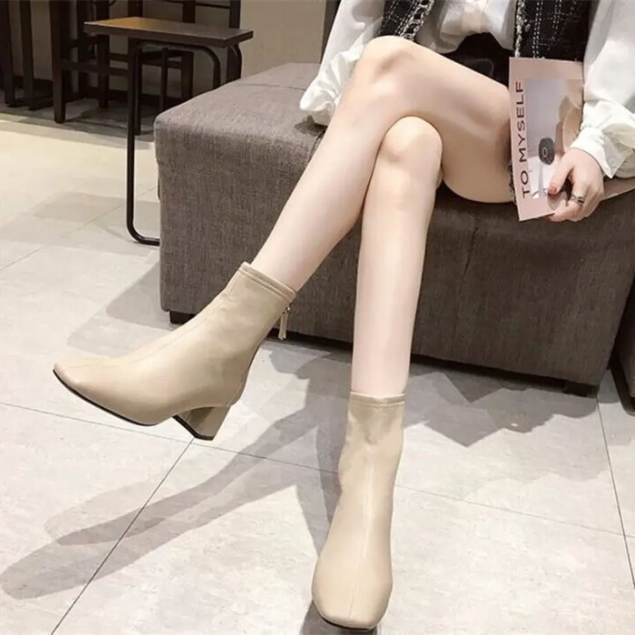 5f59aed53475ed2cfdf313ef