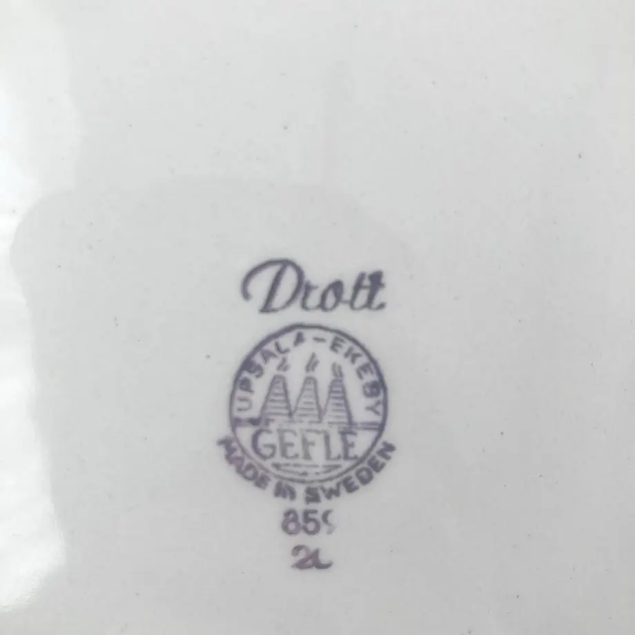 63883d6141e8c0152674d37c