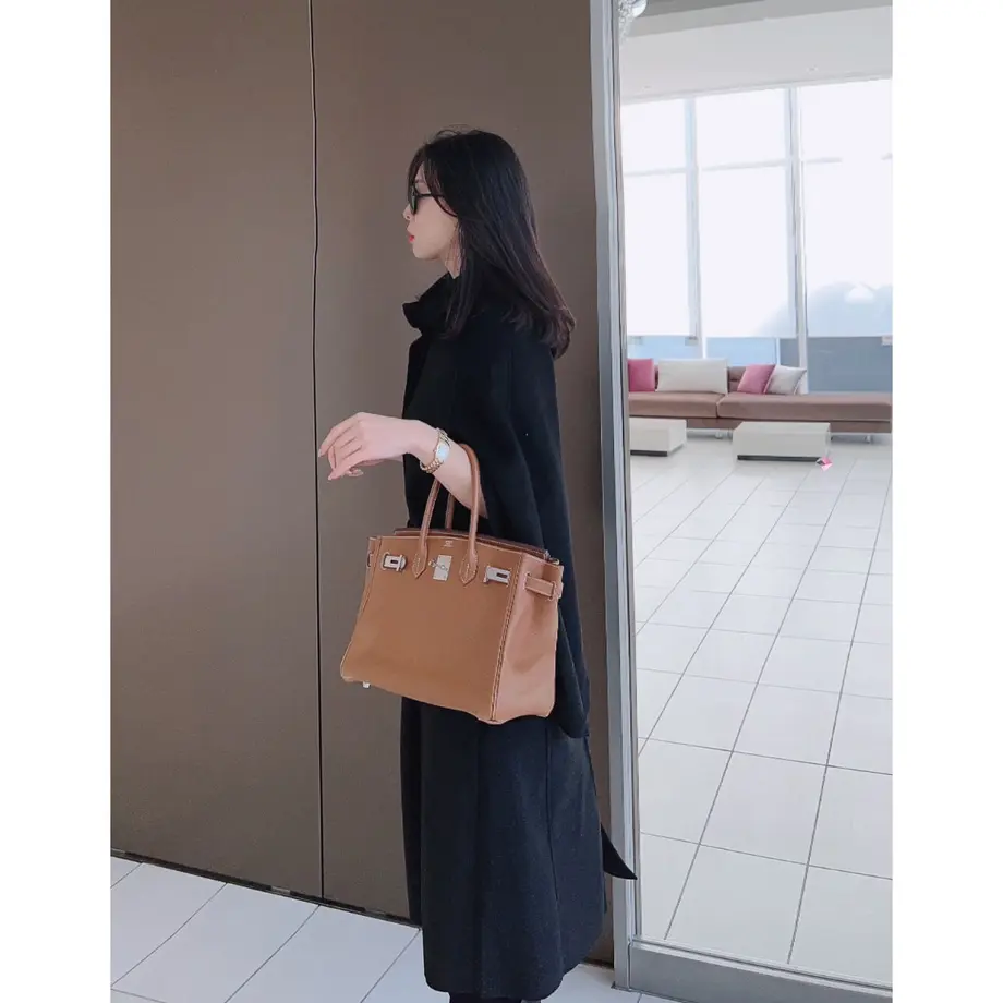 61c12e9fb91b7565b630c57b