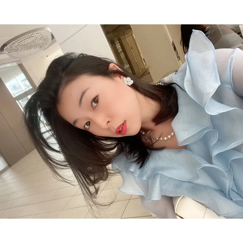 606bd60a1e746b4c6ff78204