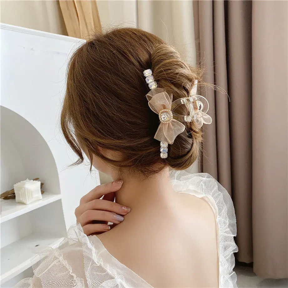 608fb418047a9d4b8328f9b2