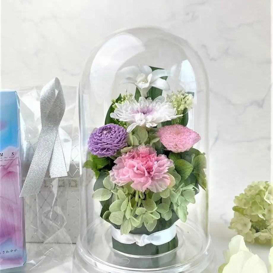 プリザーブドフラワーお供え花ドーム仏花 灯香～とうか～お線香付き【送料無料】法要・新盆・旧盆・...