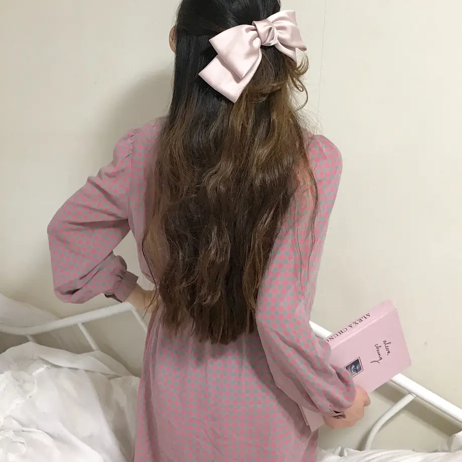 5a7aac61428f2d42f2003770