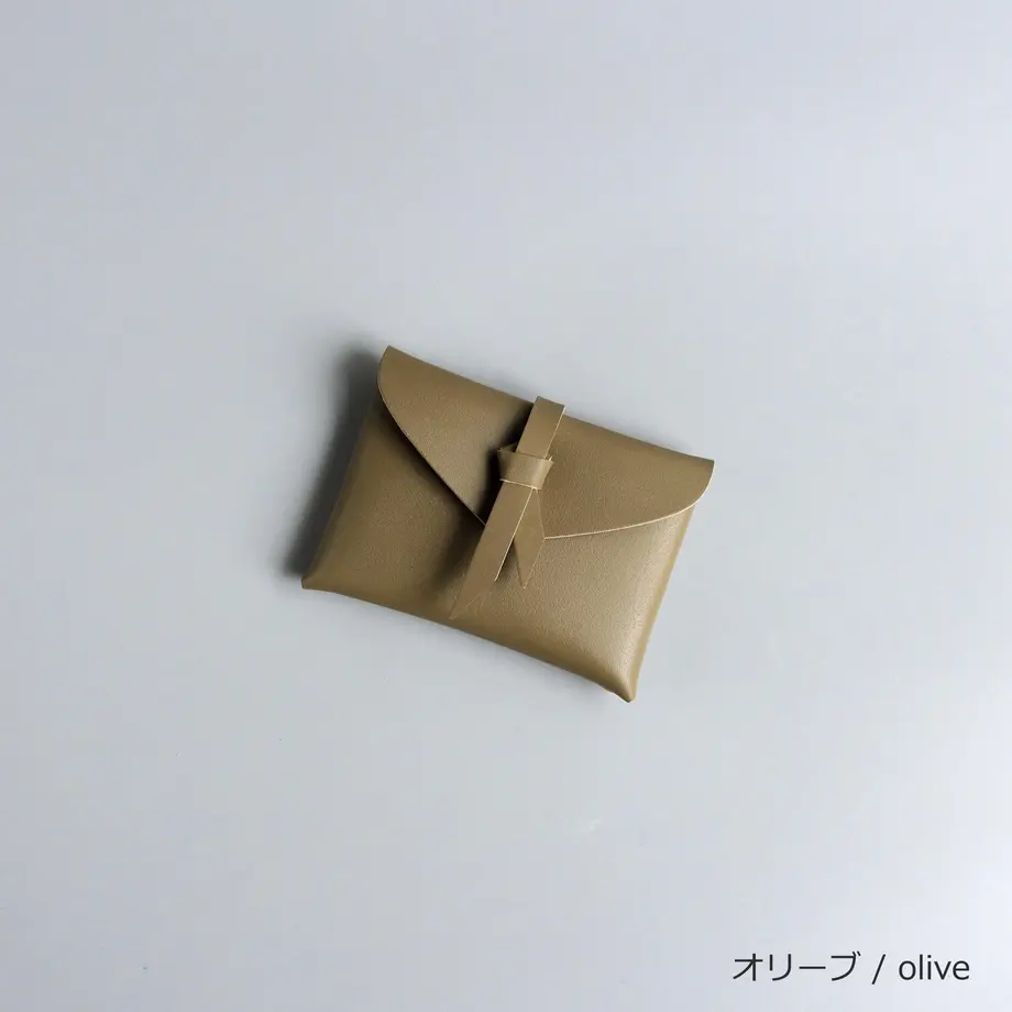 5fa74e8b72eb46379fe59851
