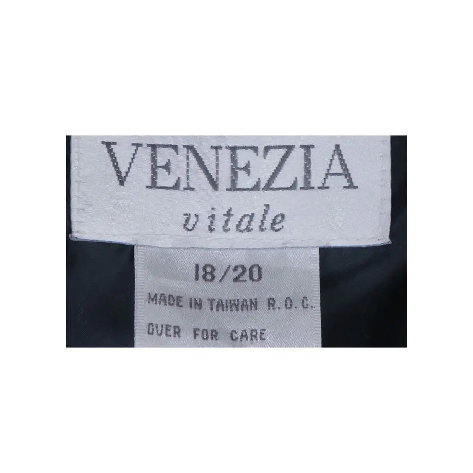 5906a44de5ba08e84300043c