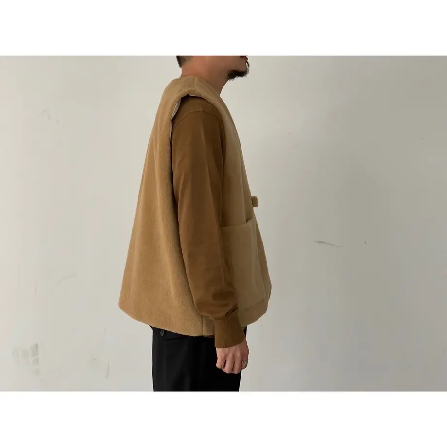 5f6aede84b083916d953ff72