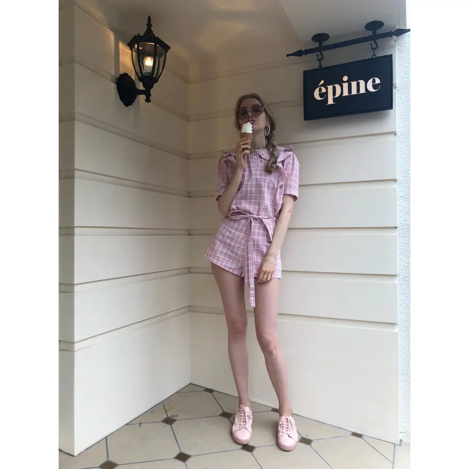 5ca2e74e2c1c51038fe93ad9