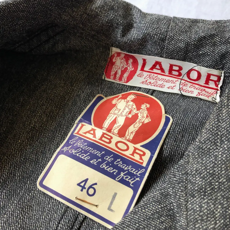 5f3377767df281561aabb7d2