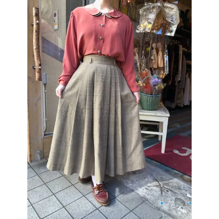 5fb71e988a45721543b9a08c