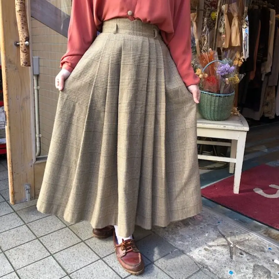 5fb71e988a45721543b9a08c