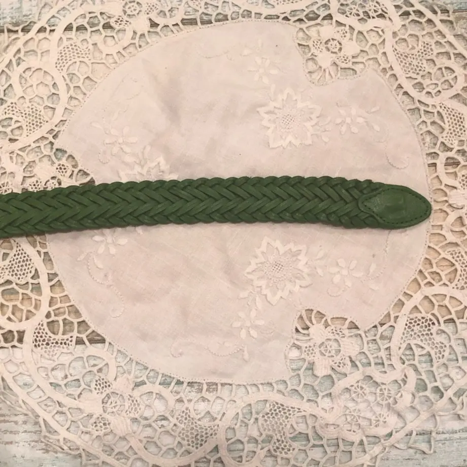 5f2777e1d7e1d846bf01d3f2