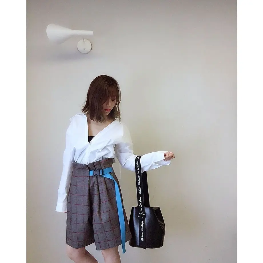 5b960d7cef843f292e000060