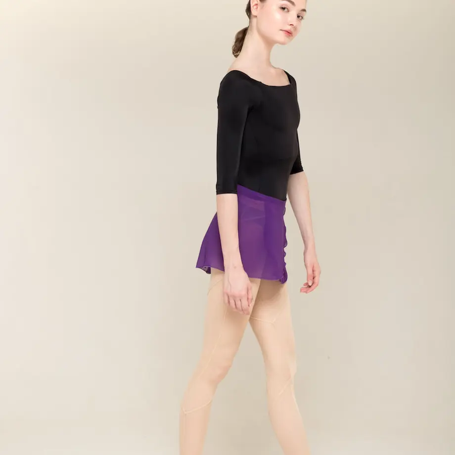 5db8ca7a5b61b46356a27fde