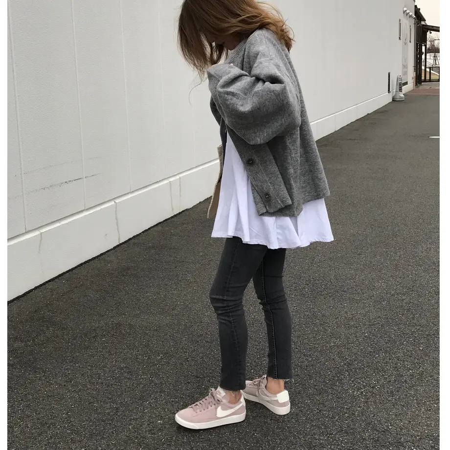 5c9e21cd3207bc28825bf1a3