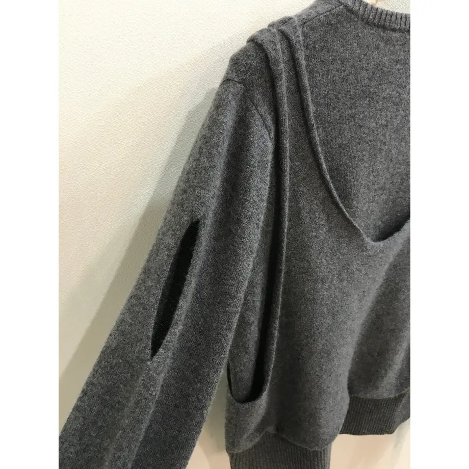 5b447cd05496ff33a8000589