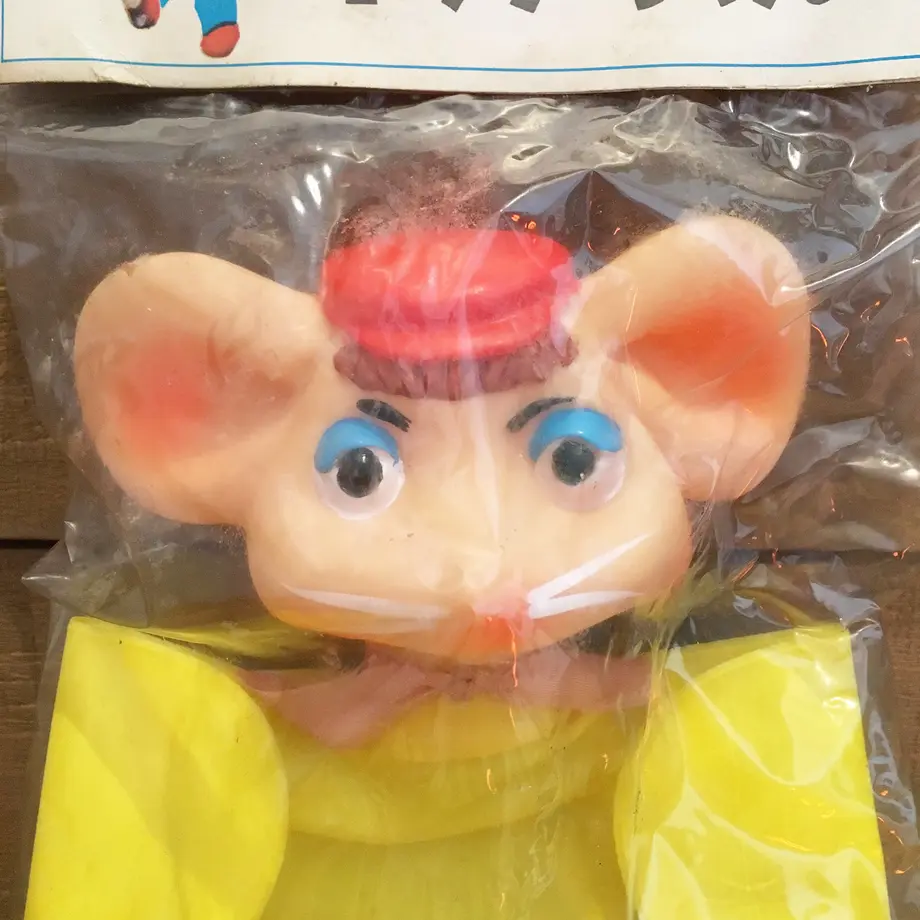 5a72e3d9c8f22c17a400079b
