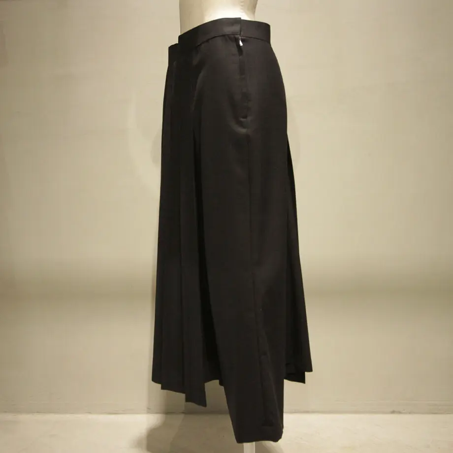 5fb39b1772eb460f5d592ad3