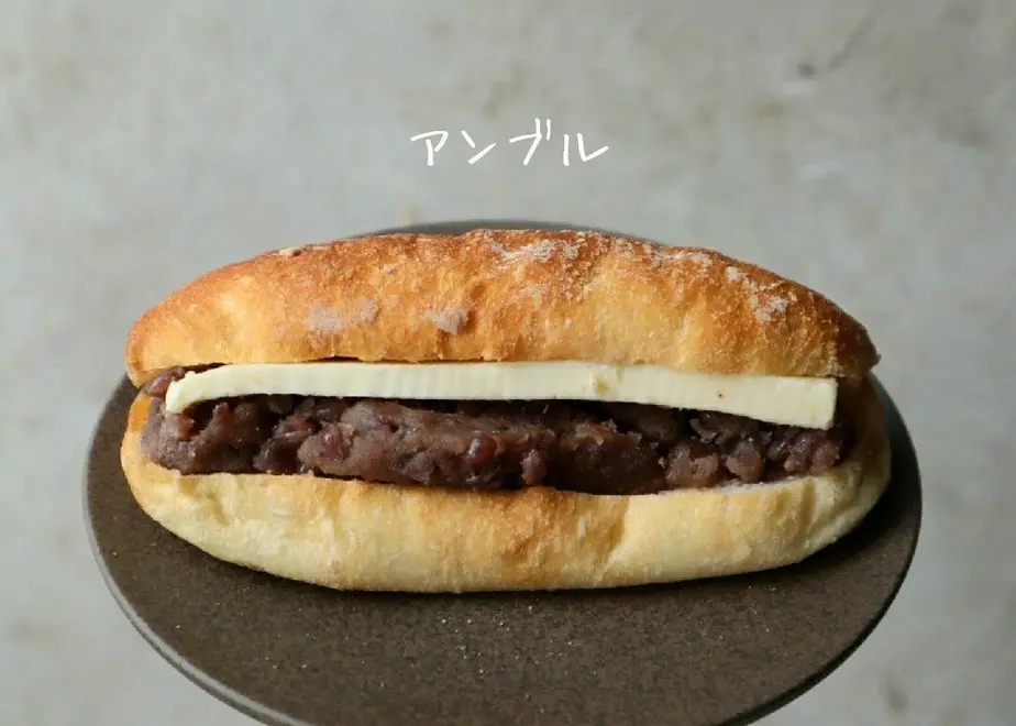 62a44351d085ee3c8ac24236