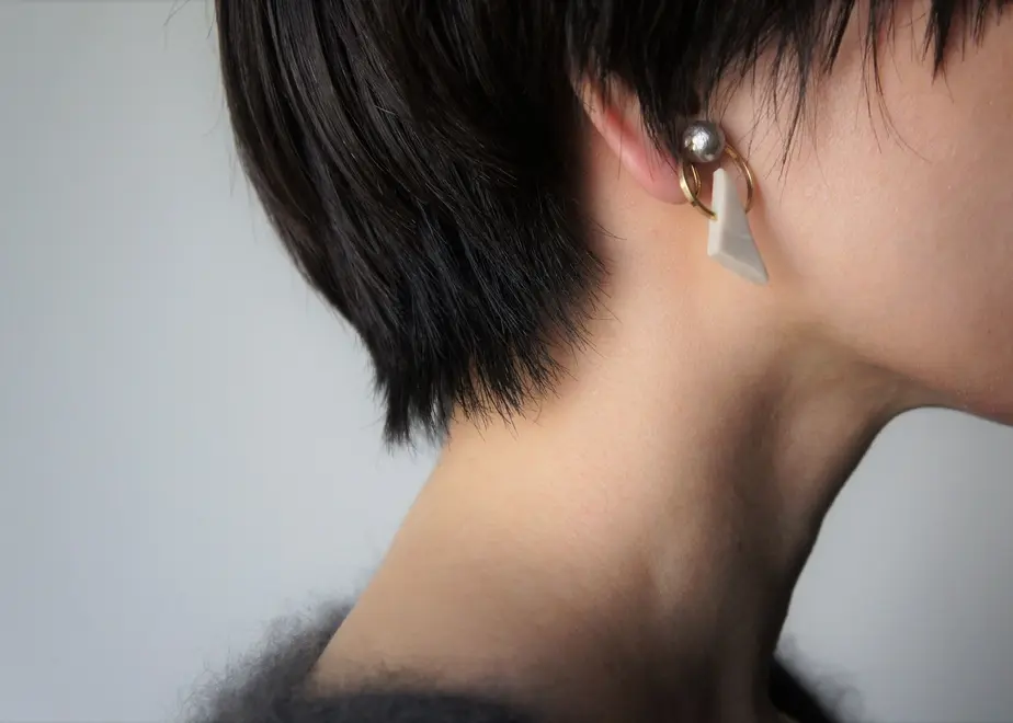 5d97a695965803074a3bedfd