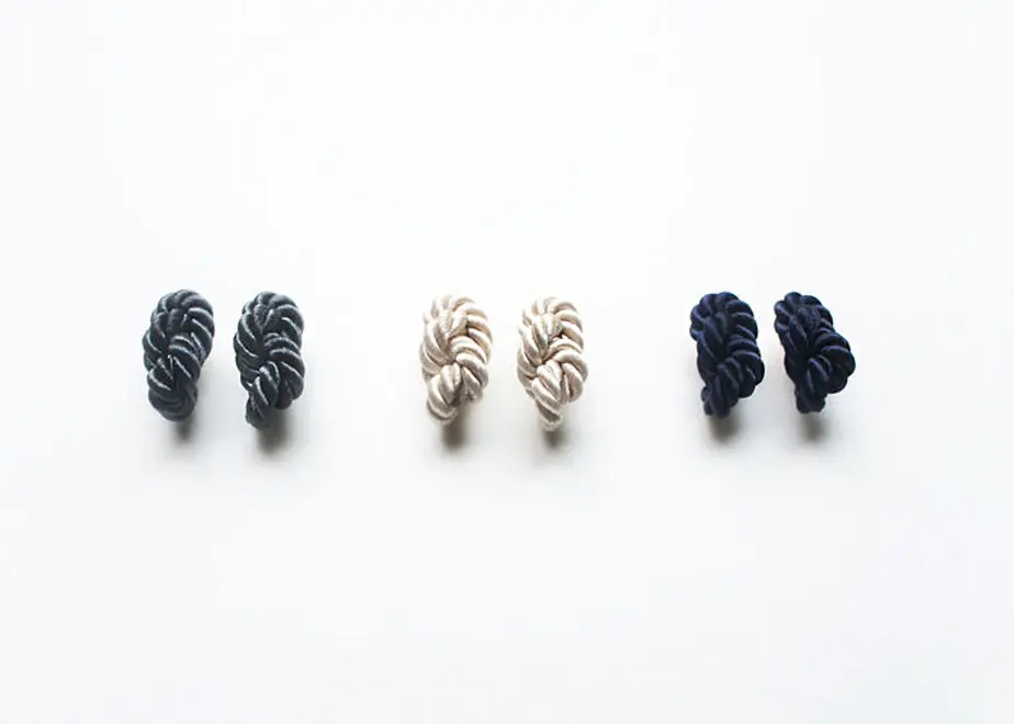5e8356ab2a9a425ba7657fd2