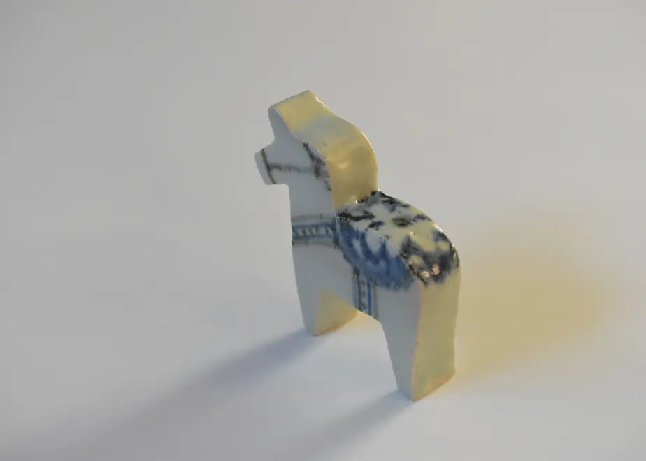 5ffee99ef0b1086cff695be8