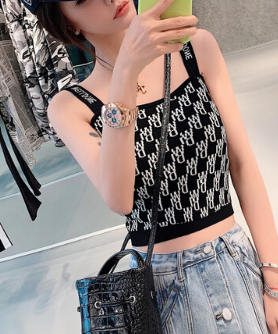 606a981f2305576a90b3da81
