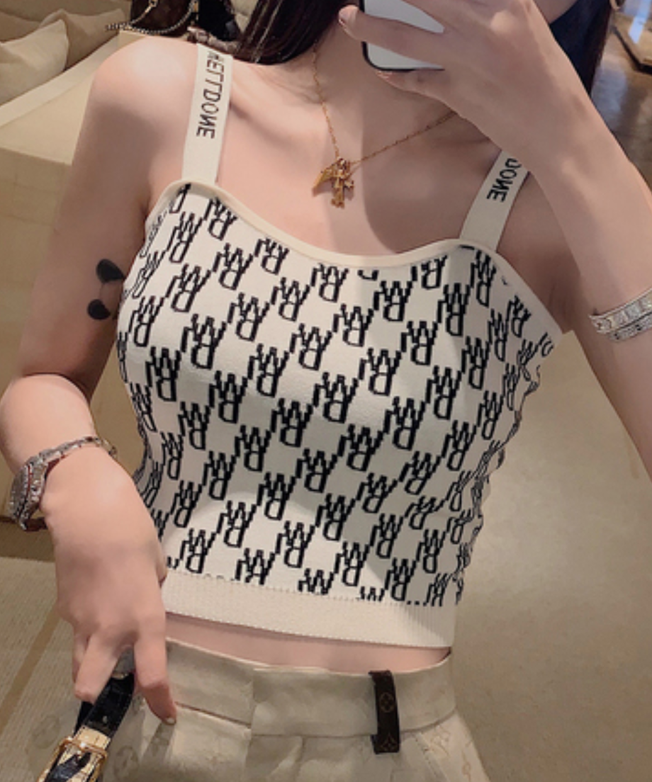 606a981f2305576a90b3da81