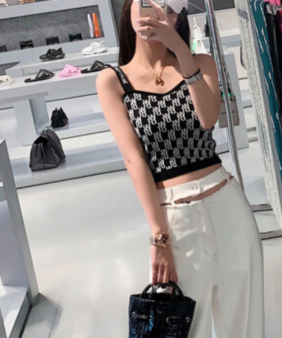 606a981f2305576a90b3da81