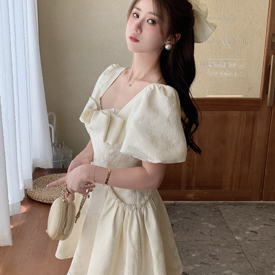 62b173a4970565511aeb4813