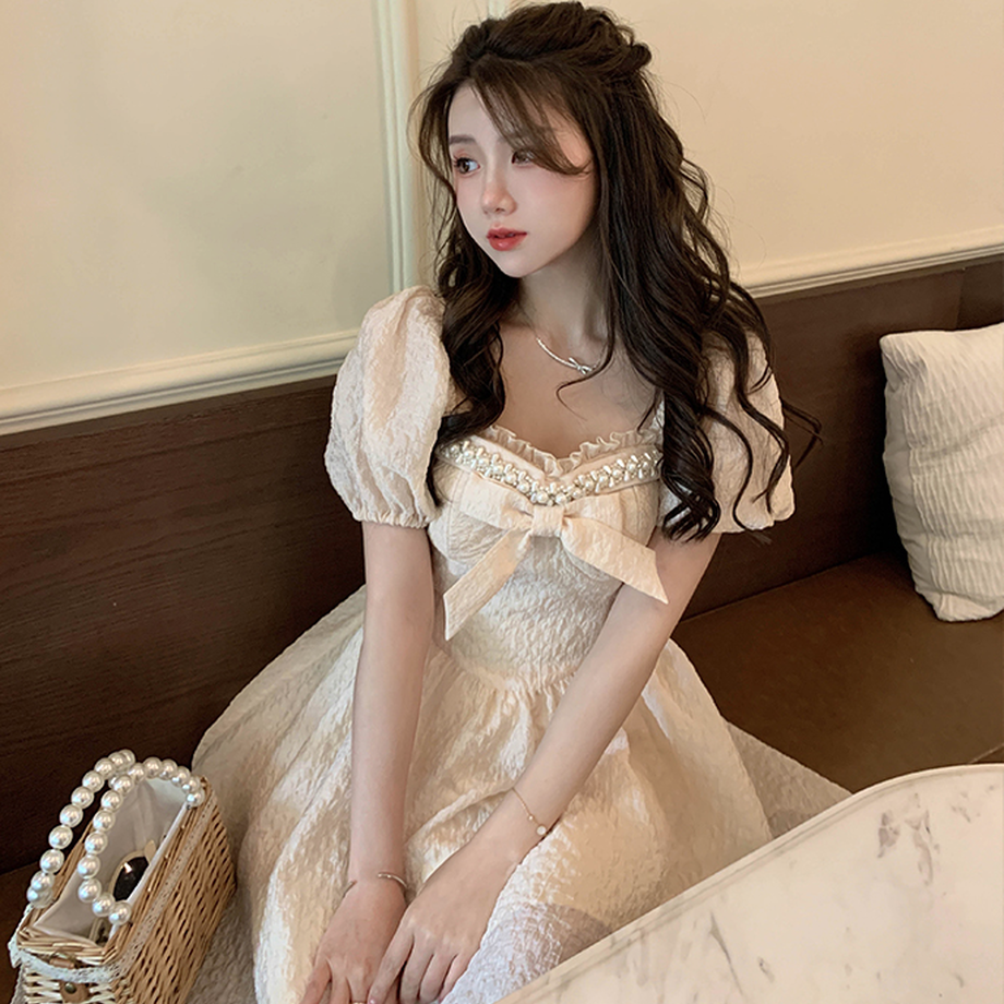 627dfc54404e9169f1d424a7