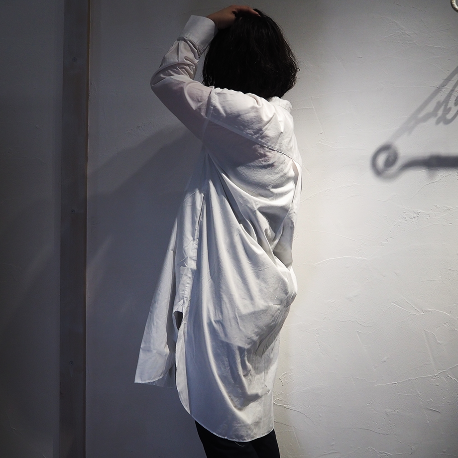 6151b850a1027555d7e7818f