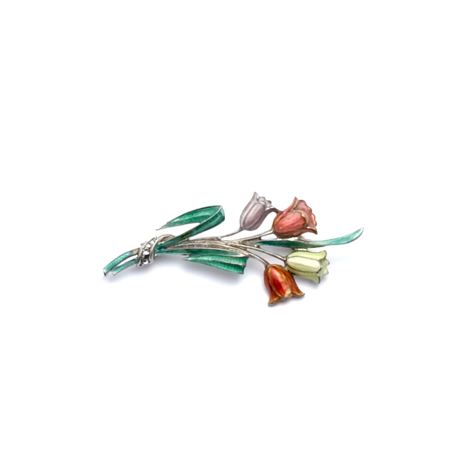600d479ac19c450f739bca8b