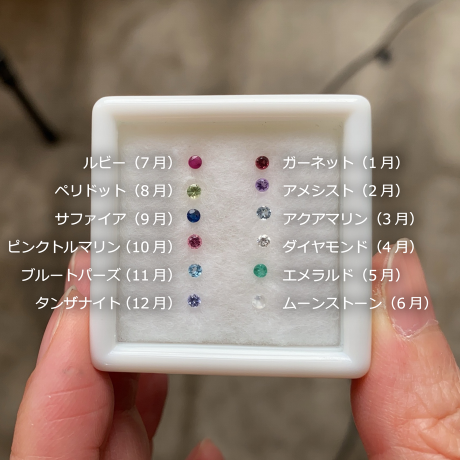 5bf2c9aaef843f4d240003e3