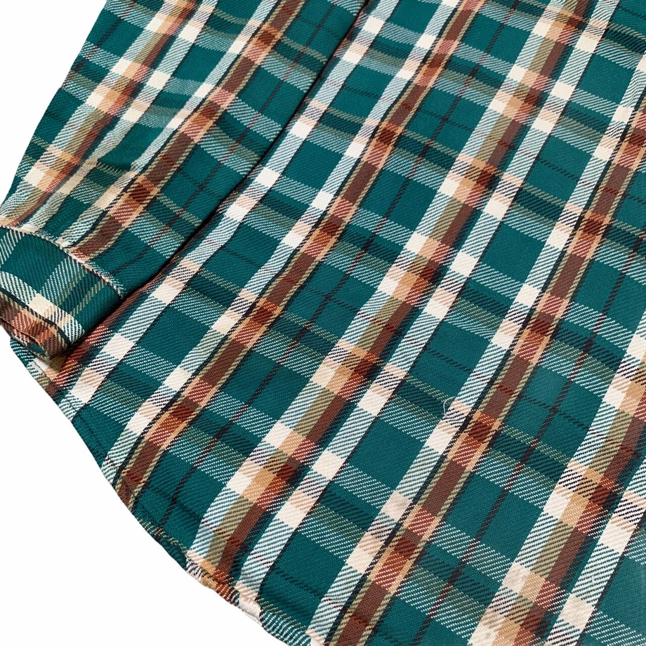 608bf558047a9d1ba52909d8