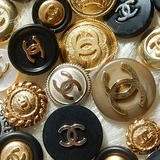 VINTAGE BUTTONS STORE
