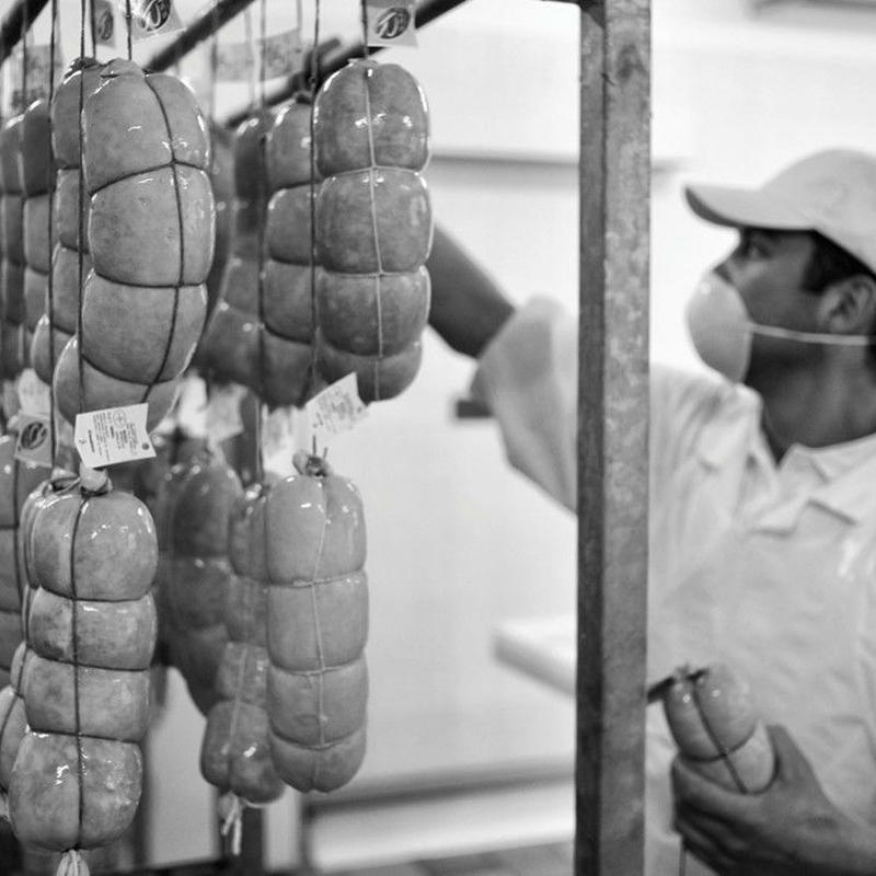 ついに最後の1本です 1192g以上 クール代込 Salumificio Bazzaのソプ