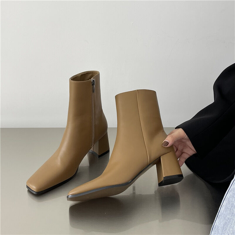 スクエアトゥ 太ヒール シンプル ショート ブーツ 全3色 70park