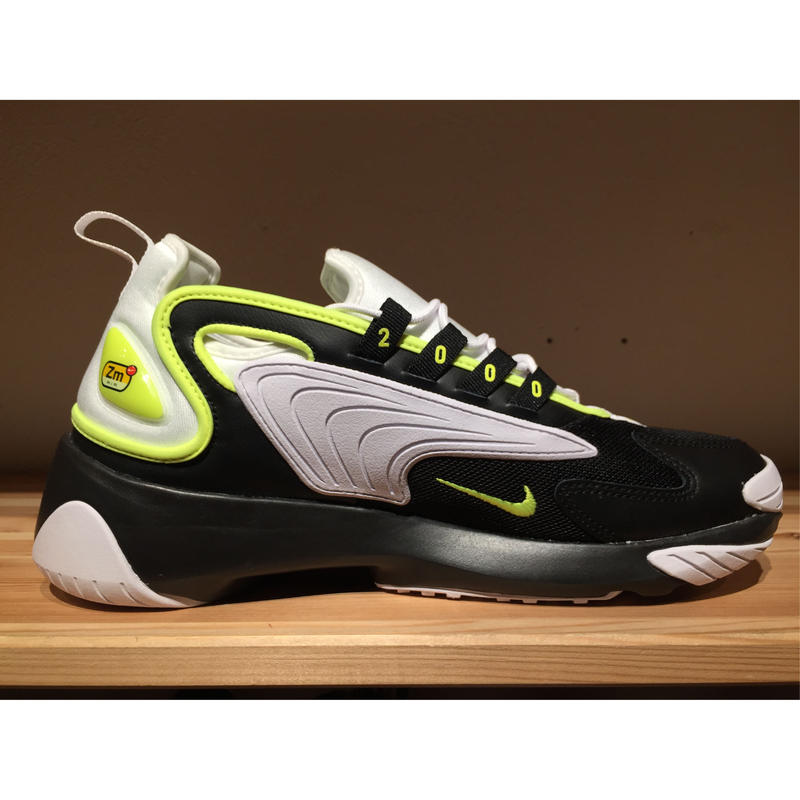 nike 2000 zm