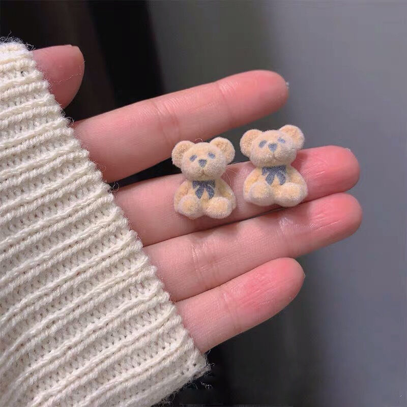 オーダー商品 可愛いくまちゃんピアス イヤリング Airpods Case Store オーダー商品 可愛いくまちゃんピアス イヤリング Airpods Case Store