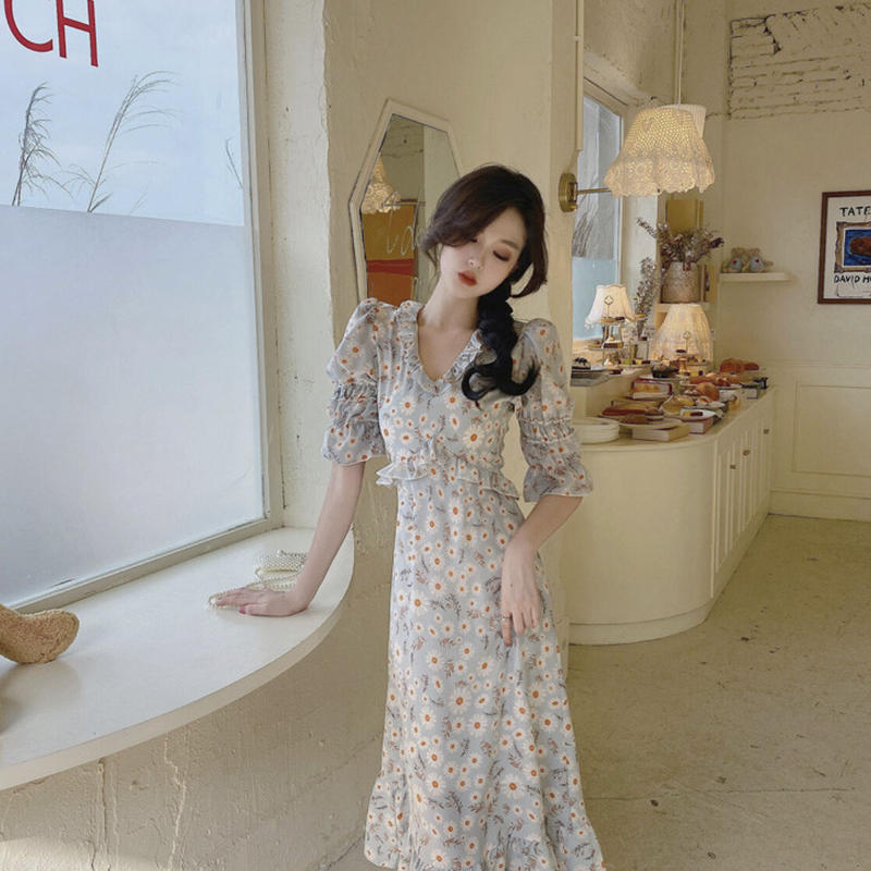 ひまわり柄ワンピース Airy Selectshop