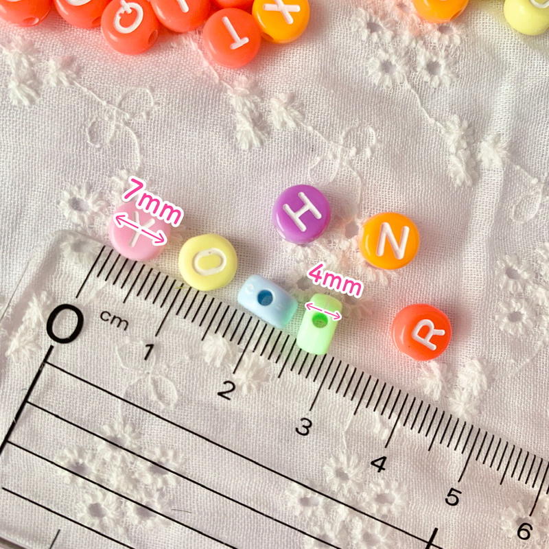 100個 まんまるアルファベットビーズ 7色 直径7mm Handicraft Stor