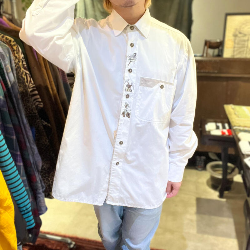 最大10%OFFクーポン US古着 チロリアンシャツ メタルボタン 民族衣装