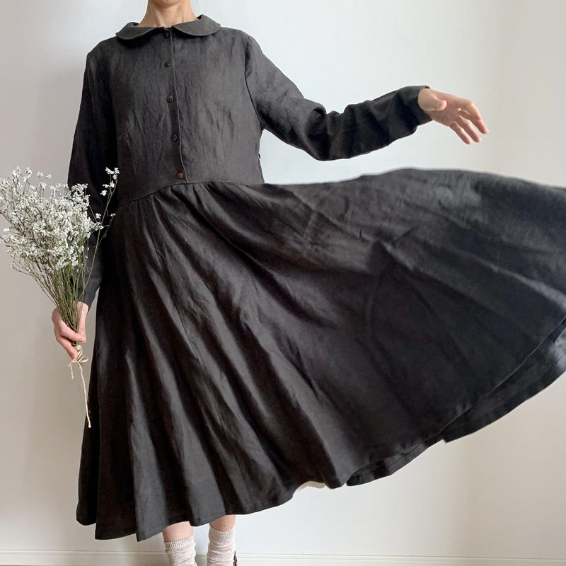 リネン丸襟ワンピース チャコール Ito Hari Official